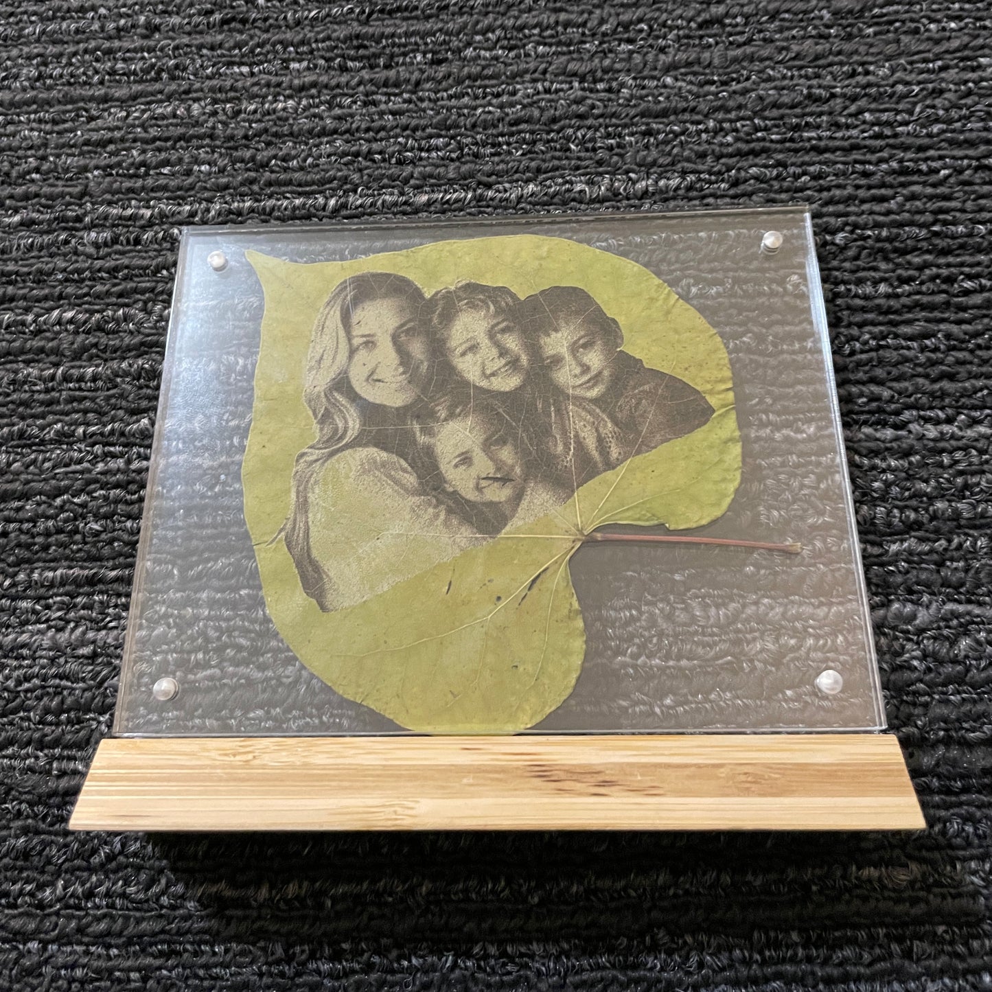 Custom Engraved Round Leaf | Medium Size